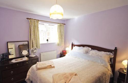 Aylsham House | Wisteria Cottage