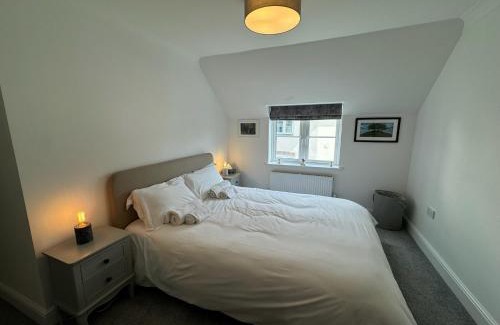 Camelford House | Wisteria House 3 bed sleeps 6