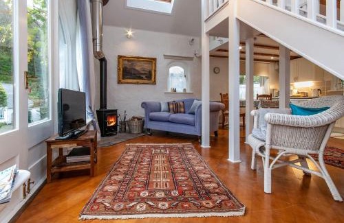 Fishguard House | Wisteria Lodge - Cottage
