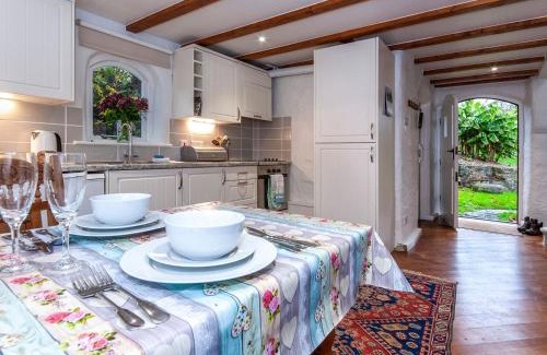 Fishguard House | Wisteria Lodge - Cottage