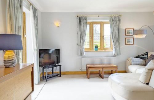 Tangmere House | Wisteria Way, Tangmere