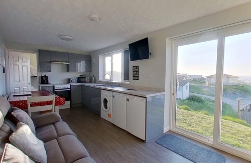 Hayle Cottage | With views towards St. Ives bay and spacious accommodation for up to six guests