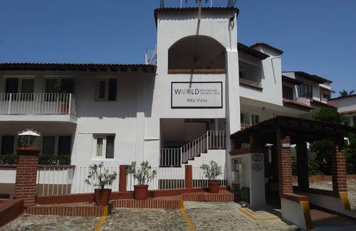 Alta Vista Resort | WIVC Alta Vista Condo - Stunning Views, Close to the Beach & Romantic Zone