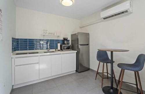 Koyari Apartment | WLR6 - 1BR near Palm Beach - White Lotus Retreat