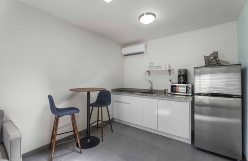 Koyari Apartment | WLR8 - 1BR near Palm Beach - White Lotus Retreat