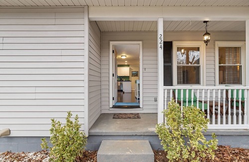 Zirconia Cottage | WNC oasis w/unique outdoor patio. Close to trails, waterfalls, more