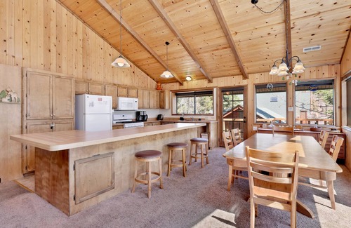 Upper Moonridge House | Wodehouse #1057
