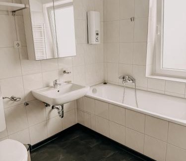 Bedingrade Apartment | Wohnen im Ländereck! Essen-Mülheim-Oberhausen! BS2L