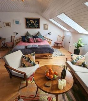 Worpswede Apartment | Wohnen in der Galerie
