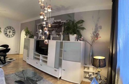 Grossgmain Apartment | Wohnung 1 mit 2 Schlafzimmern und Terrasse