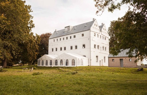 Poseritz Apartment | Wohnung 2. OG Rechts - Gut Üselitz