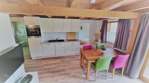 Lindau Apartment | Wohnung #5 mit Balkon - zentrale dennoch ruhige Lage mit Terrasse - Stadtbus vor der Tür!
