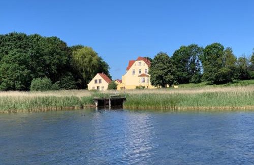 Grubnow Apartment | Wohnung Im Erdgeschoss Des Herrenhauses