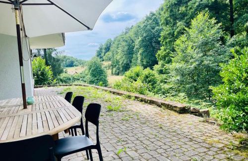 Gorxheimertal Apartment | Wohnung im Landhaus - mit Terasse & Bachlauf