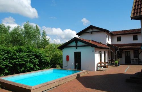 Dargun Apartment | Wohnung in Dargun mit Garten, cleaning included