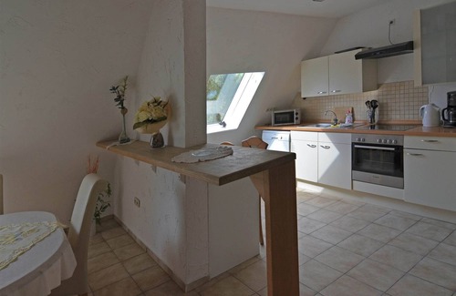 Silbecke Apartment | Wohnung in Silbecke mit Pool und Wald