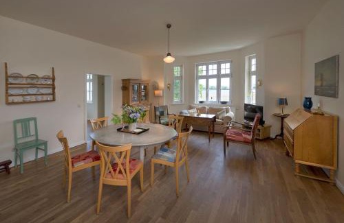 Grubnow Apartment | Wohnung In Der Ersten Etage Des Herrenhauses