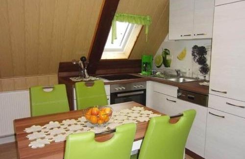Lichtenhain Apartment | Wohnung in Lichtenhain beim Böhmischen Park