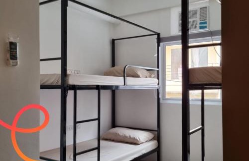 Downtown Hotel | Woke Coliving Poblacion