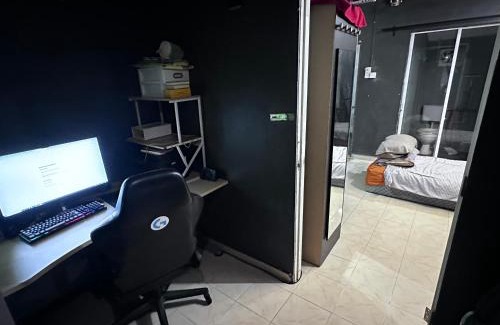 Kajang House | Women only master room