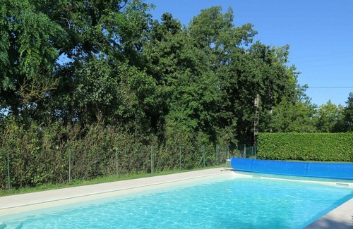 Saint-Martin-de-Villereal Villa | Wonderful villa for 6 people with private pool, WIFI, TV, terrace, pets allowed and parking