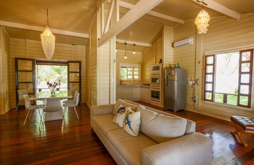 Caicara Villa | Wonderful villa with private beach