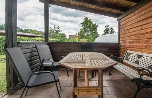 Lanov Villa | Wonderful private villa for 9 people with WIFI, TV, terrace, pets allowed and parking