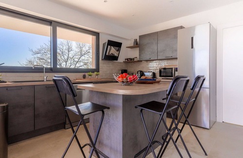 Roquebrune-Cap-Martin Villa | Wonderful private villa for 10 guests with A/C, WIFI, private pool, TV, terrace and parking