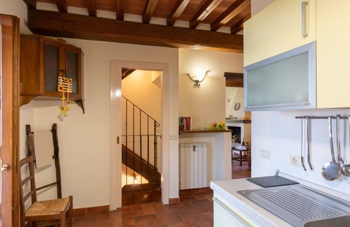 Castiglion Fiorentino House | Wonderful private villa for 6 people with WIFI, private pool, TV, terrace, pets allowed and park.