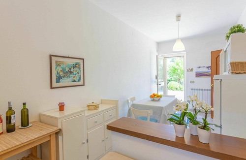 Montenero di Bisaccia House | Wonderful private villa for 9 guests with WIFI, private pool, TV, terrace, pets allowed and park.