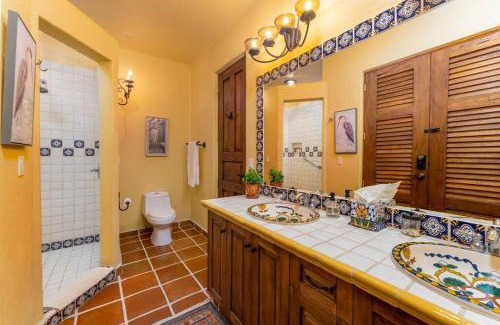Nopolo House | Wonderful 3 Bedrooms & 3 Bathrooms Home