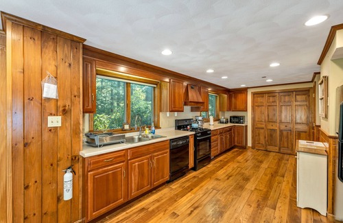 Moultonborough House | Wonderful 3 Story Winnipesaukee Waterfront home