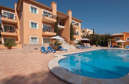 Cala San Vicente Apartment | Wonderful Apartment “Pinos Altos T2” with Pool, Wi-Fi, Balcony & Terrace