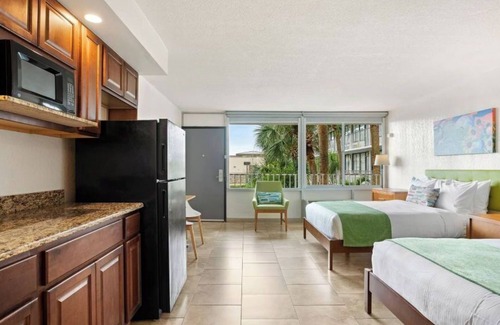 Historic Downtown Kissimmee Resort | Wonderful Apt Hotel with Pool in Kissimmee 2