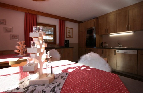 Ramsau im Zillertal House | Wonderful private villa for 12 guests with WIFI, TV, patio, pets allowed and parking