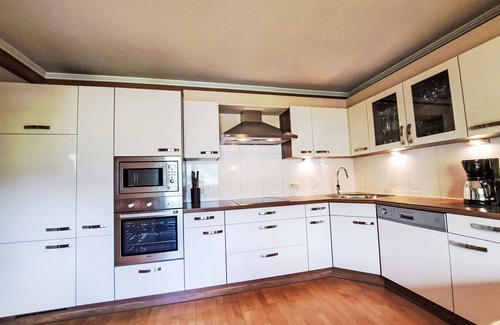 Ramsau im Zillertal Villa | Wonderful villa for 8 guests with WIFI, TV, balcony and pets allowed
