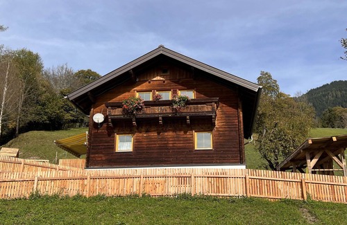 Sankt Veit im Pongau House | Wonderful private villa for 10 guests with WIFI, TV, patio and parking