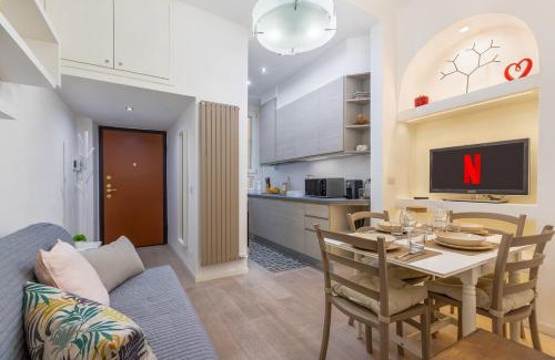 Porta Tenaglia Apartment | Wonderful Brera Suite near Moscova M2