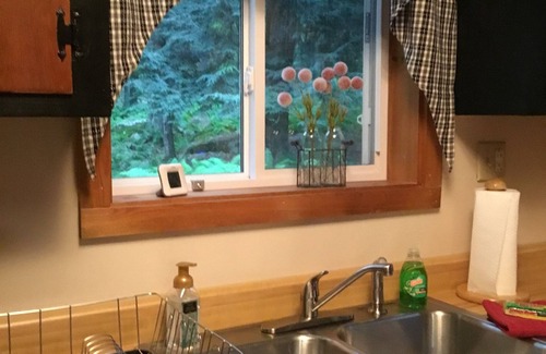 Greentown Cabin | Wonderful Cabin in Greentown, Pa
