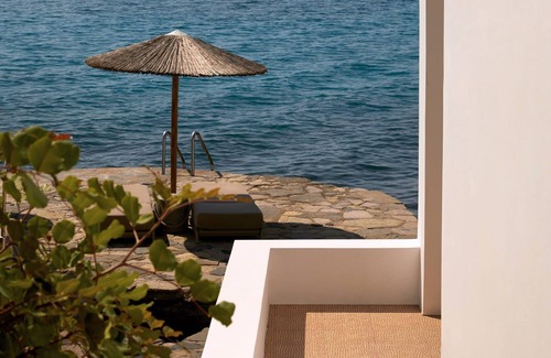 Agios Nikolaos Villa | Wonderful Crete Hotel | Serene Bungalow | 1 Bedroom | Situated Directly on.