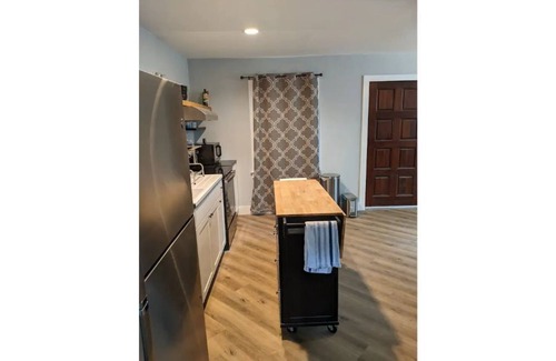 Wilmington Cottage | Wonderful Downtown Cottage - Big Backyard - Pet Friendly!