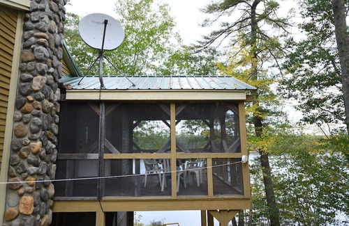 Oxford Cottage | Wonderful family cottage on peaceful Whitney Pond