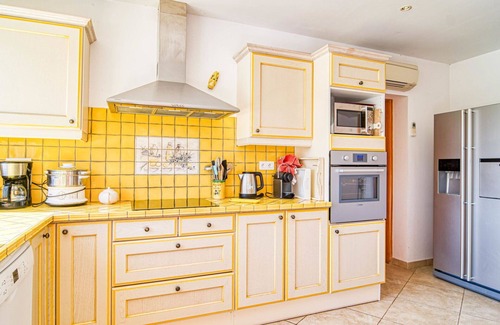 Montfort-sur-Argens House | Wonderful private villa for 8 people with A/C, private pool, WIFI, TV, terrace and parking