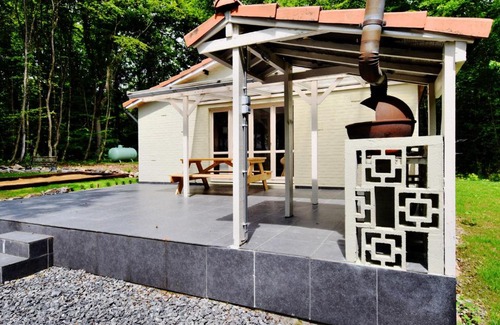 Sevry House | Wonderful Holiday Home in Beauaring with Sauna