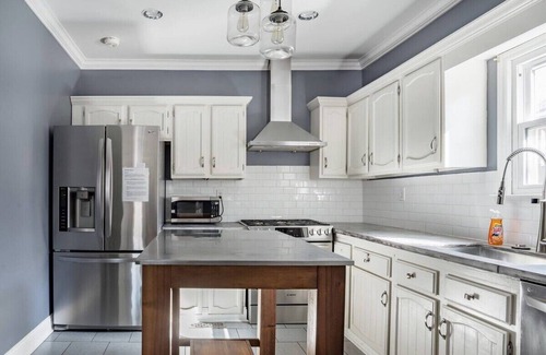 Third Ward House | Wonderful Home in the city - Walk to everything