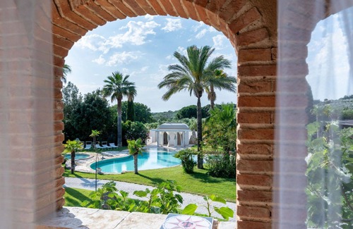 Campiglia Marittima Villa | Wonderful private villa with WIFI, private pool, hot tub, A/C, TV, patio, pets allowed and parking