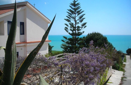 Menfi Villa | wonderful Mediterranean Villa 200 meters from the sea in Portopalo di Menfi