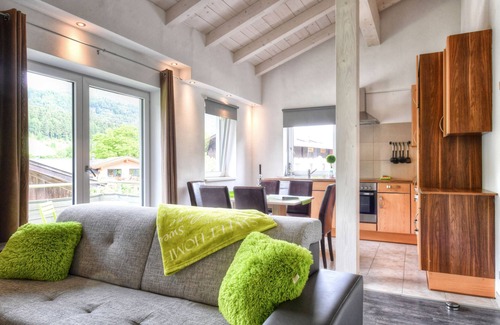 Lofer Apartment | Wonderful new vacation apartment for 2-7 persons. 4 Edelweiss