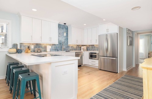 Charleston County Condo | Wonderful Oceanfront Condo overlooking Pool & Beach new renovations January 2025