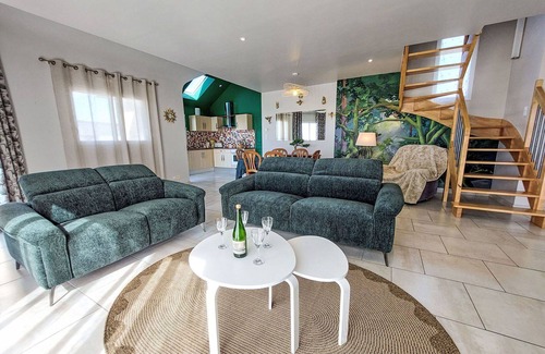 Telgruc-sur-Mer House | Wonderful private villa for 6 people with WIFI, TV, terrace, pets allowed and parking